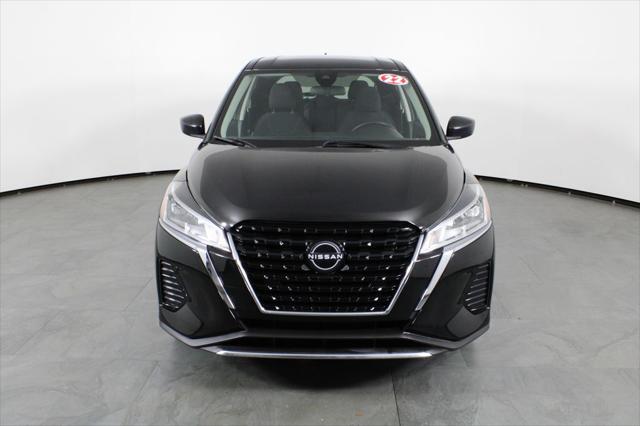 2022 Nissan Kicks S Xtronic CVT
