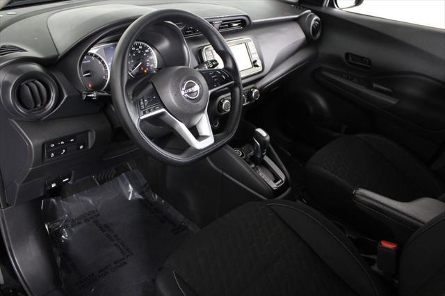 2022 Nissan Kicks S Xtronic CVT