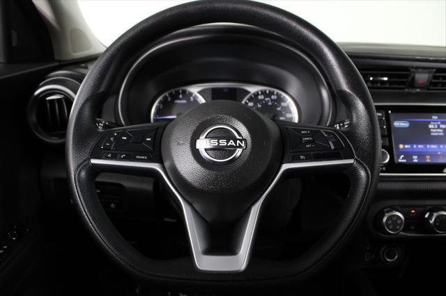 2022 Nissan Kicks S Xtronic CVT