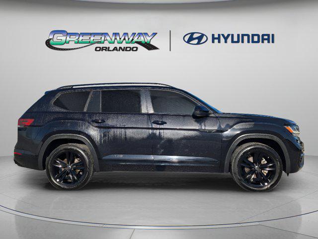 2023 Volkswagen Atlas 3.6L V6 SEL R-Line Black