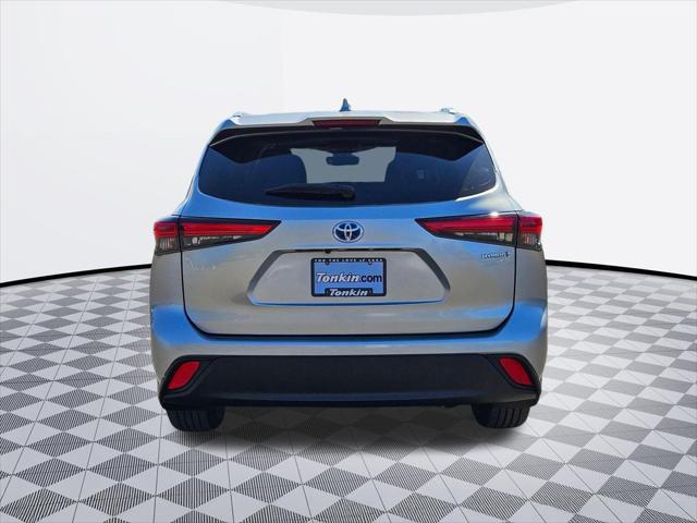 2022 Toyota Highlander Hybrid XLE