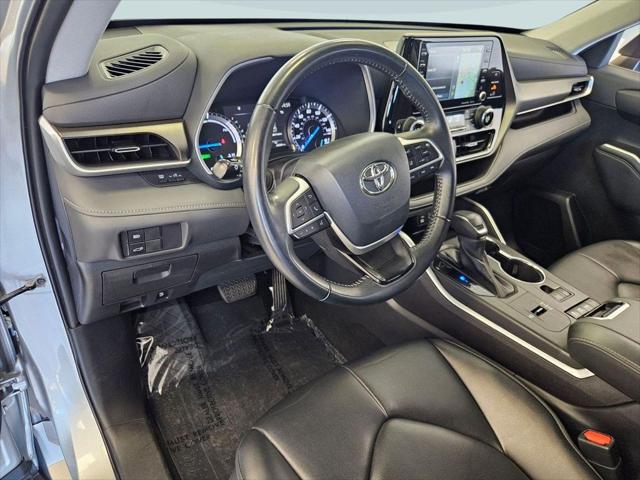 2022 Toyota Highlander Hybrid XLE