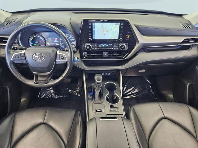 2022 Toyota Highlander Hybrid XLE
