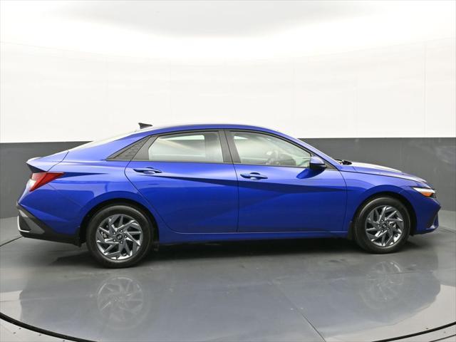 2024 Hyundai Elantra Hybrid Blue