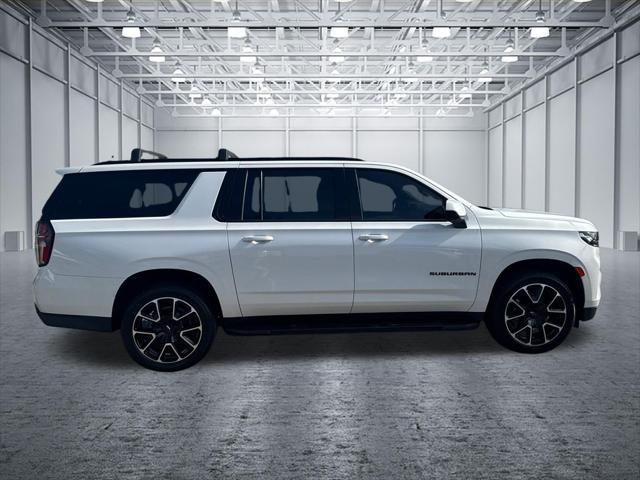 2022 Chevrolet Suburban 4WD RST