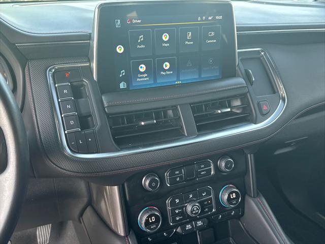 2022 Chevrolet Suburban 4WD RST