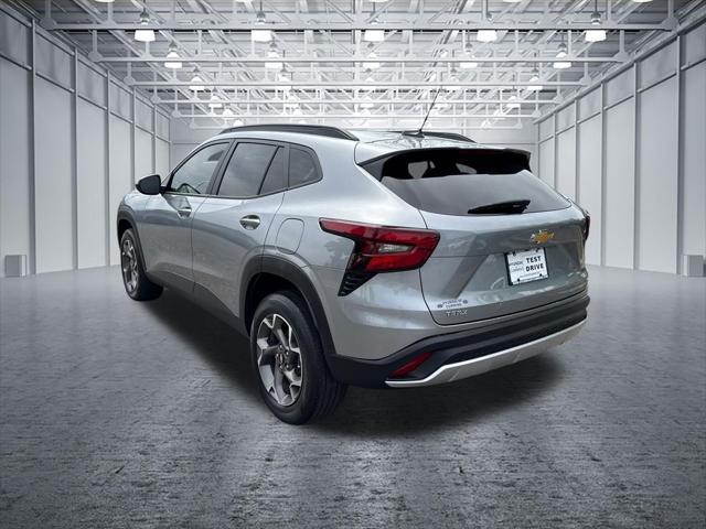 2024 Chevrolet Trax FWD LT