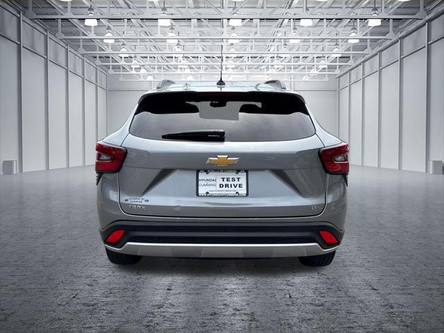 2024 Chevrolet Trax FWD LT