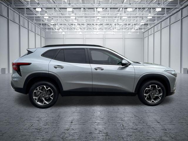 2024 Chevrolet Trax FWD LT