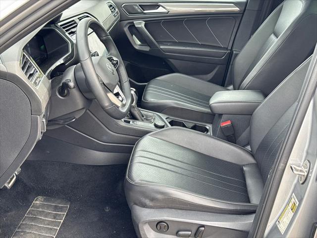 2022 Volkswagen Tiguan 2.0T SE R-Line Black