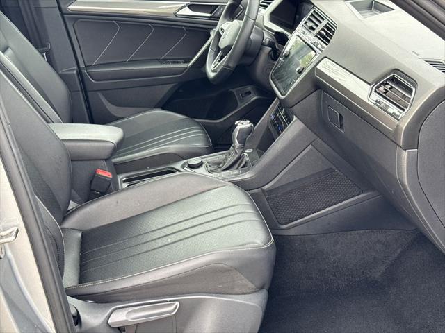 2022 Volkswagen Tiguan 2.0T SE R-Line Black
