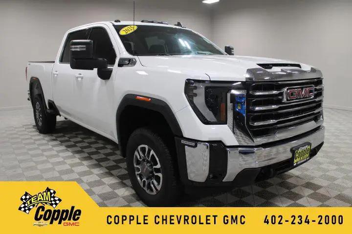 2025 GMC Sierra 2500HD 4WD Crew Cab Standard Bed SLE for sale in Louisville, NE