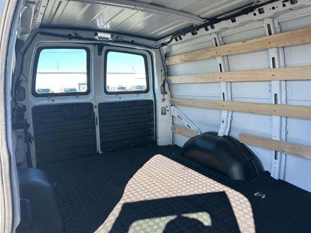 2024 GMC Savana Cargo RWD 2500 Regular Wheelbase Work Van