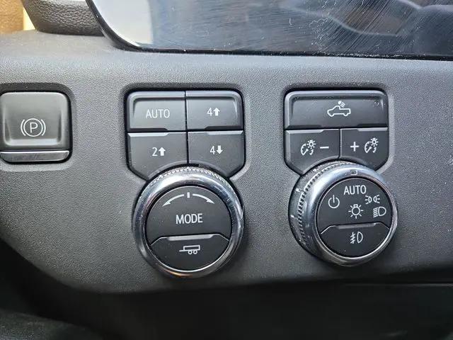 2023 GMC Sierra 1500 4WD Crew Cab Short Box Elevation with 3SB