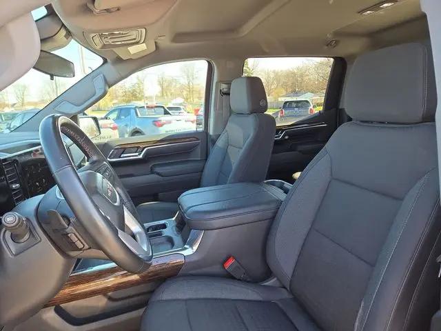 2023 GMC Sierra 1500 4WD Crew Cab Short Box Elevation with 3SB