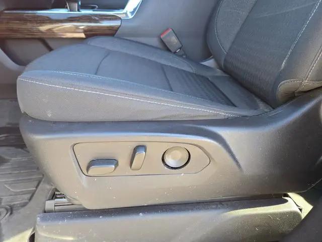 2023 GMC Sierra 1500 4WD Crew Cab Short Box Elevation with 3SB