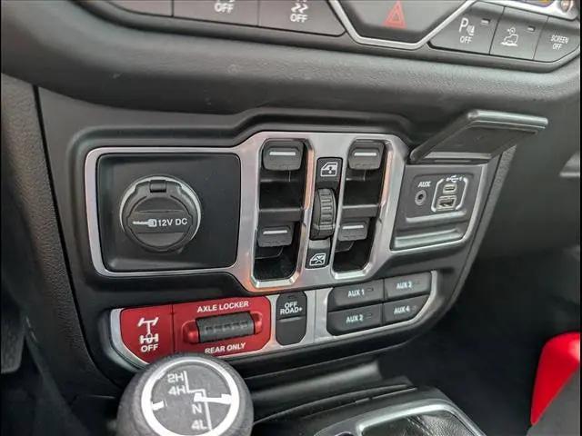 2024 Jeep Gladiator Sport