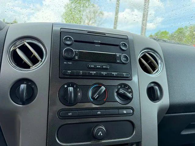 2004 Ford F-150 XL