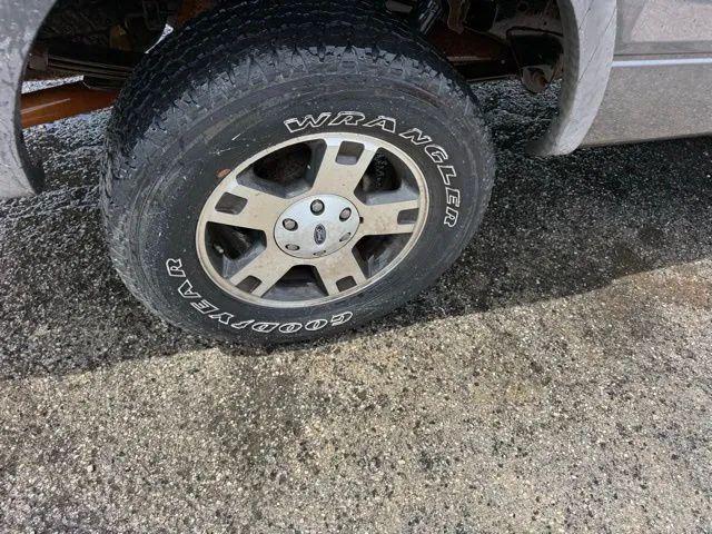 2004 Ford F-150 XL