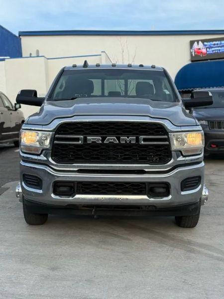 2019 Ram 3500 Tradesman Crew Cab 4x4 8' Box