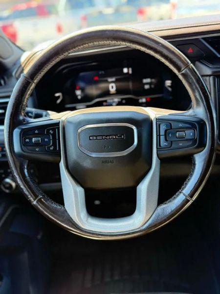 2022 GMC Yukon XL 4WD Denali