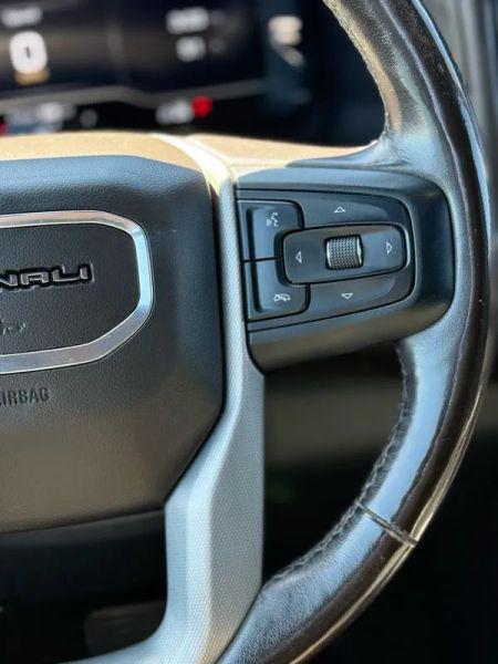 2022 GMC Yukon XL 4WD Denali
