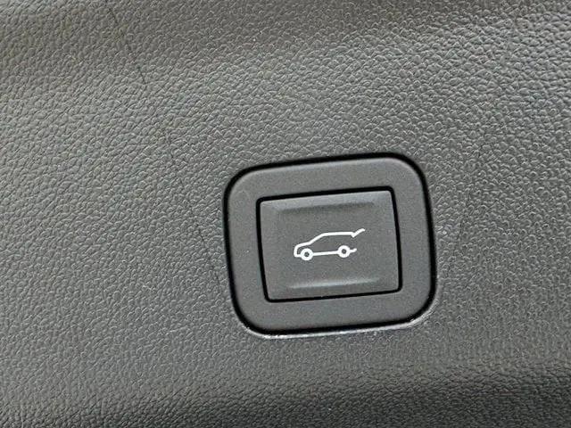 2026 Chevrolet Suburban RST, RWD