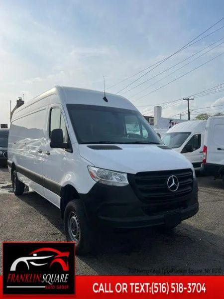2023 Mercedes-Benz Sprinter 2500 High Roof 4-Cyl Diesel HO