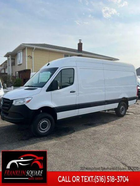 2023 Mercedes-Benz Sprinter 2500 High Roof 4-Cyl Diesel HO