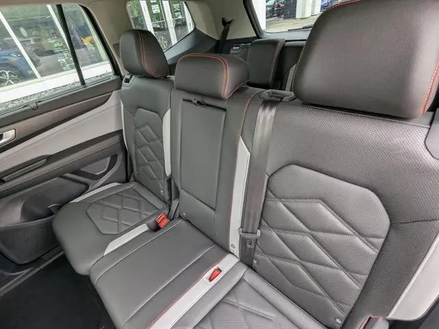 2026 Volkswagen Atlas Peak Edition