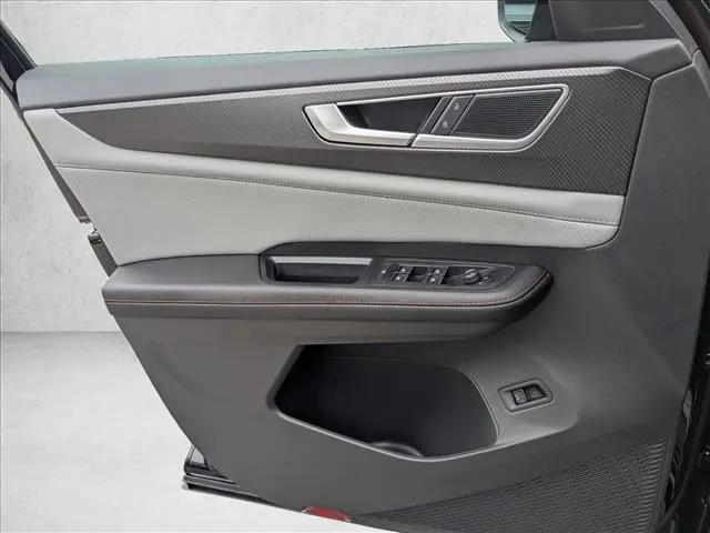 2026 Volkswagen Atlas Peak Edition