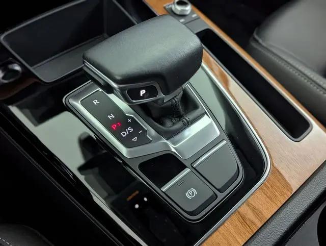 2023 Audi Q5 Premium 45 TFSI S line quattro