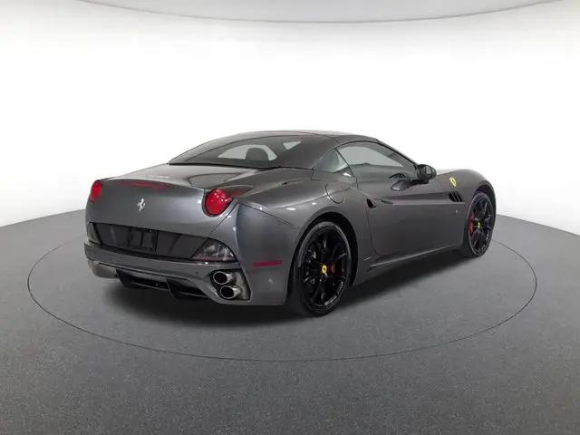 2011 Ferrari California Standard