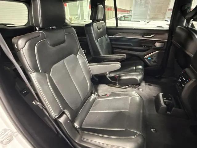 2023 Jeep Grand Cherokee L Overland 4x4