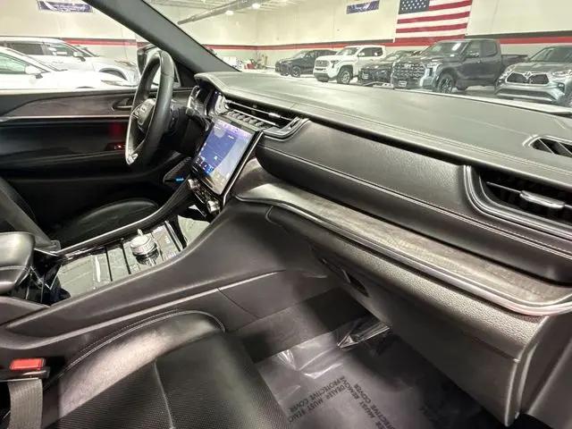 2023 Jeep Grand Cherokee L Overland 4x4