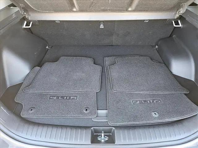 2025 Kia Seltos EX