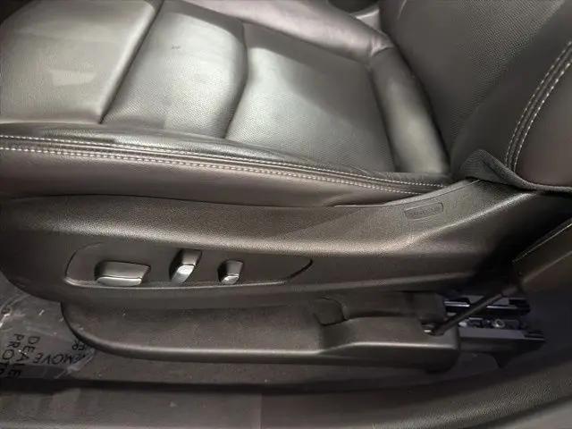 2025 Cadillac XT6 FWD Premium Luxury