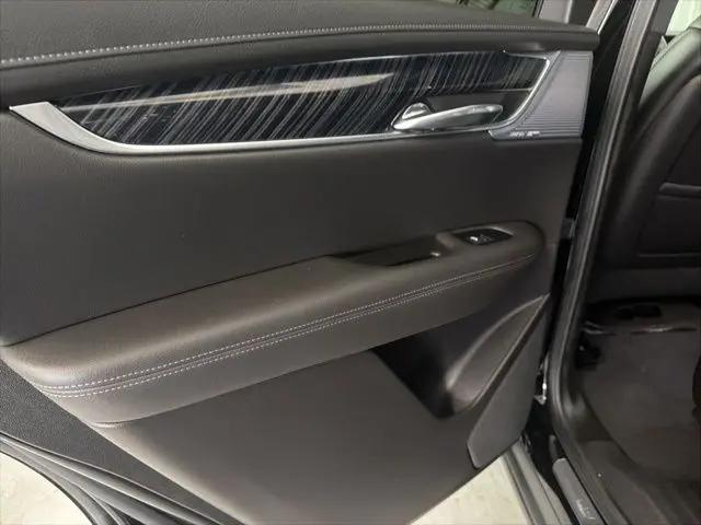 2025 Cadillac XT6 FWD Premium Luxury