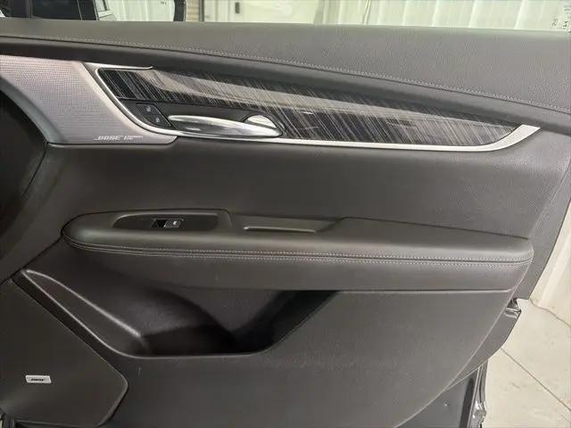 2025 Cadillac XT6 FWD Premium Luxury