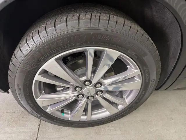2025 Cadillac XT6 FWD Premium Luxury