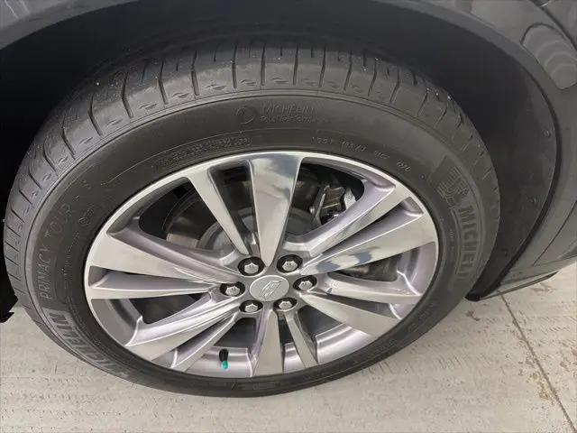 2025 Cadillac XT6 FWD Premium Luxury