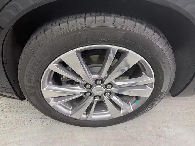 2025 Cadillac XT6 FWD Premium Luxury