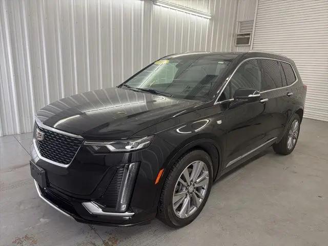 2025 Cadillac XT6 FWD Premium Luxury