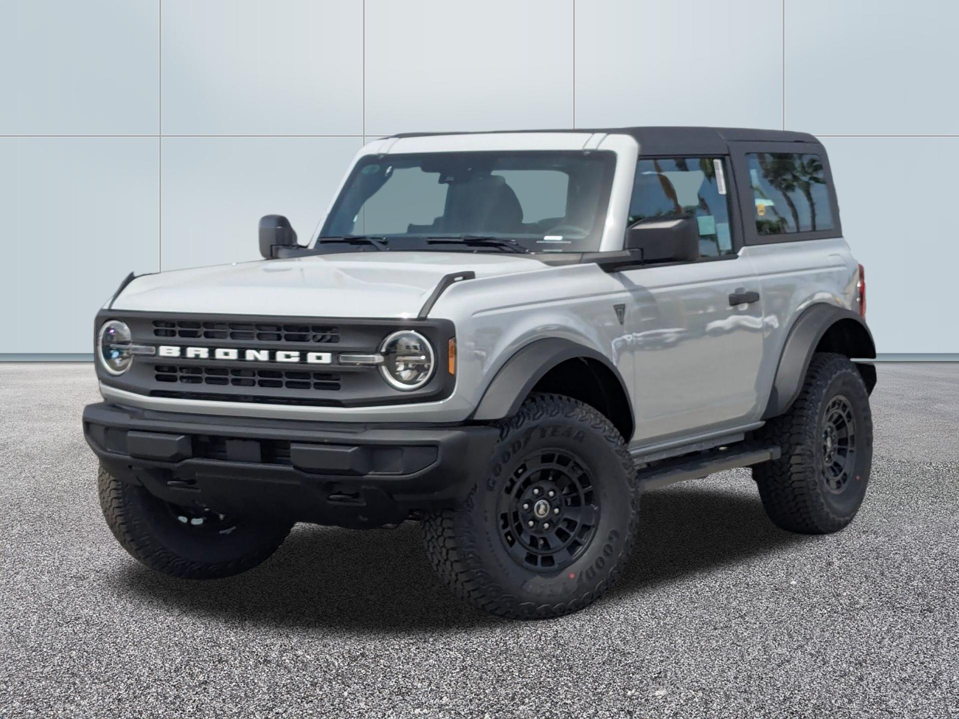 Avalanche Gray 2026 Ford Bronco 2-Door 4WD SUV / Crossover Four-Wheel Drive Automatic