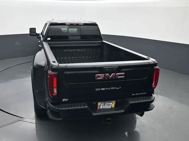 2022 GMC Sierra 3500HD 4WD Crew Cab Long Bed Denali