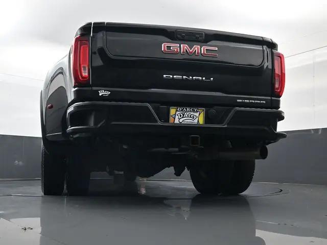 2022 GMC Sierra 3500HD 4WD Crew Cab Long Bed Denali
