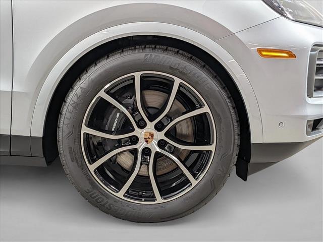 2026 Porsche Cayenne AWD