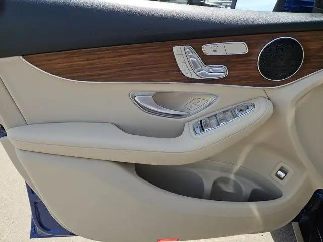 2022 Mercedes-Benz GLC SUV