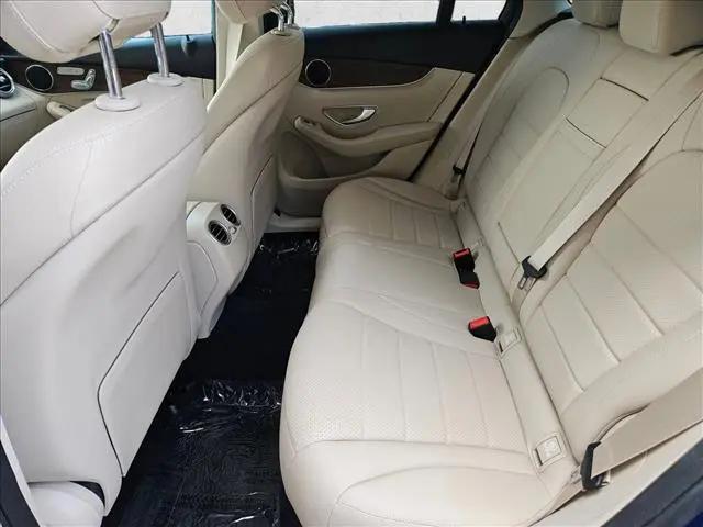 2022 Mercedes-Benz GLC SUV