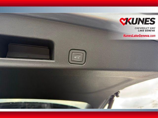 2026 GMC Acadia Elevation AWD